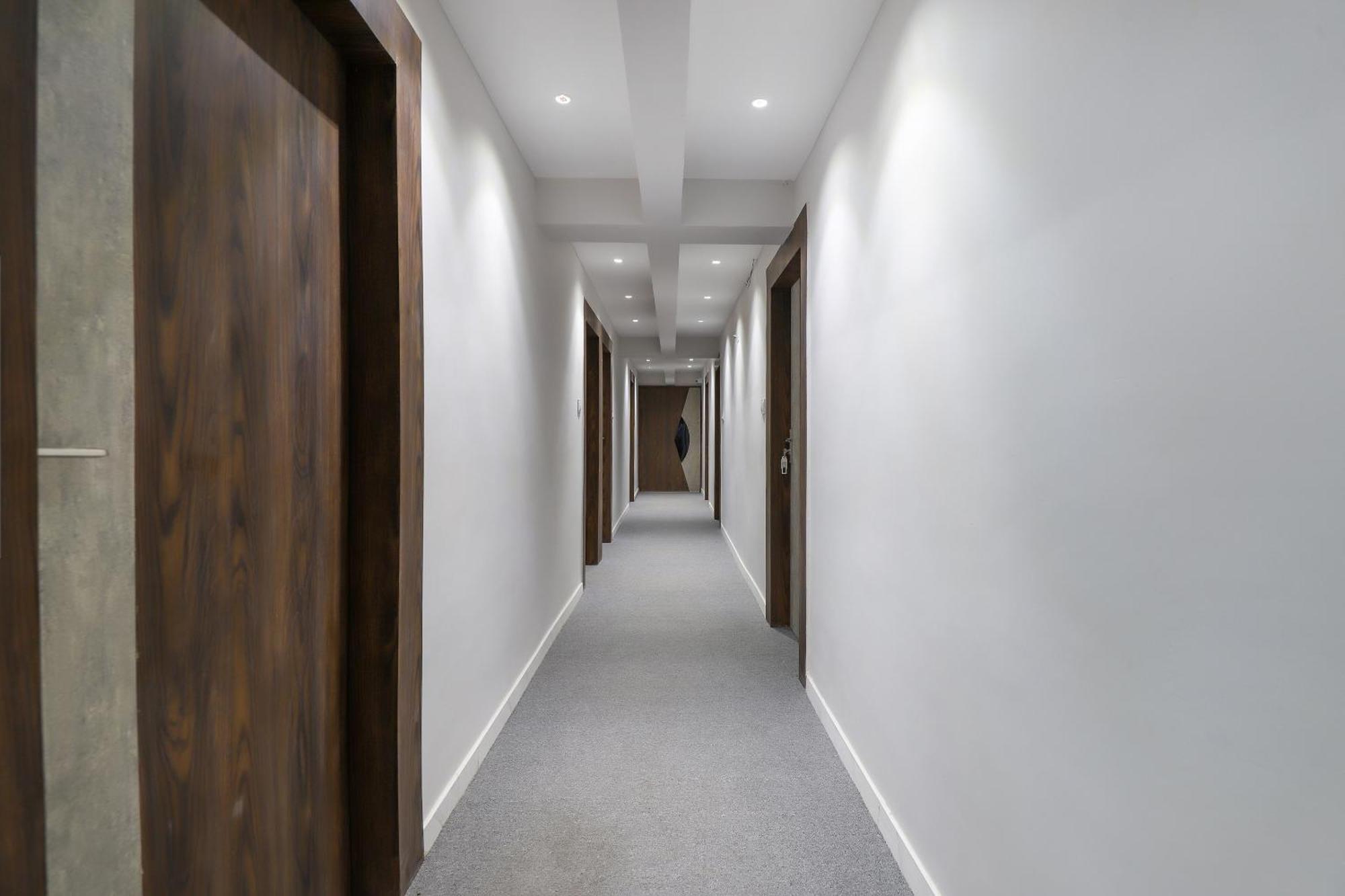 Oyo Hotel Shree Niwas Ahmedabad Exterior foto